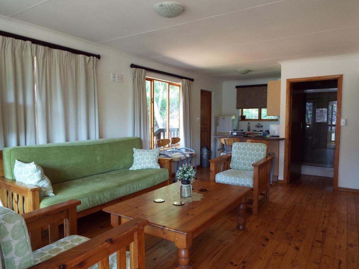 Zongororo Mountain Lodge Waterval-Onder Bagian luar foto