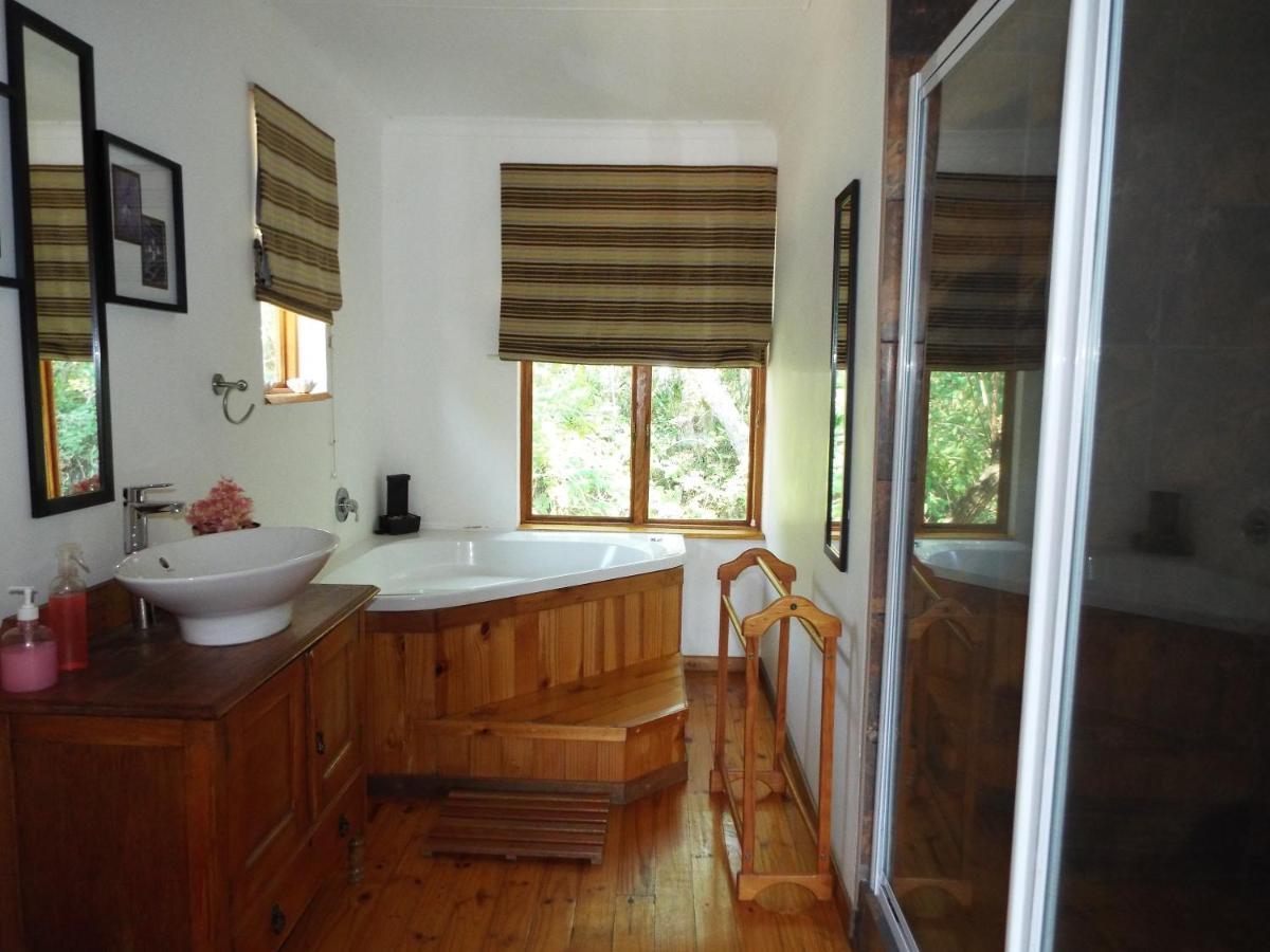 Zongororo Mountain Lodge Waterval-Onder Bagian luar foto