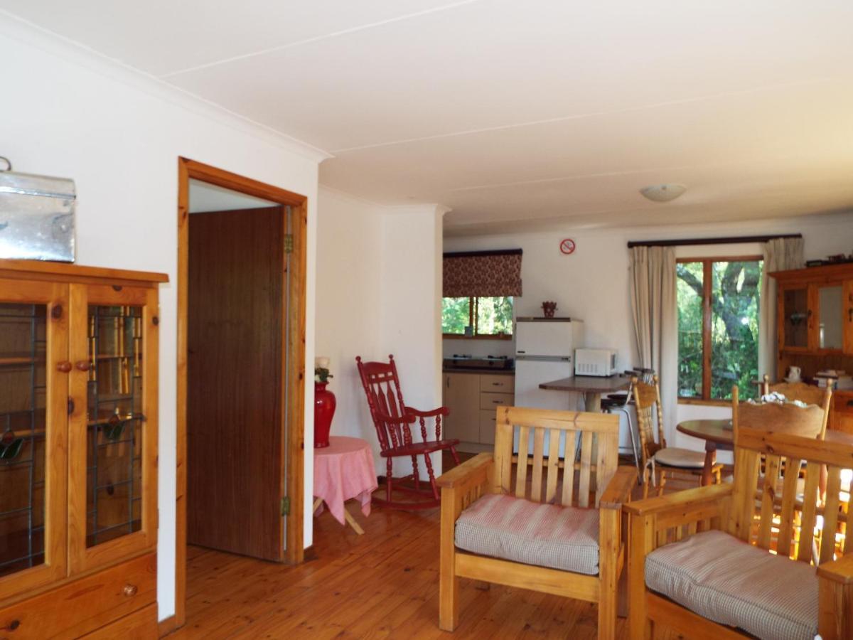 Zongororo Mountain Lodge Waterval-Onder Bagian luar foto