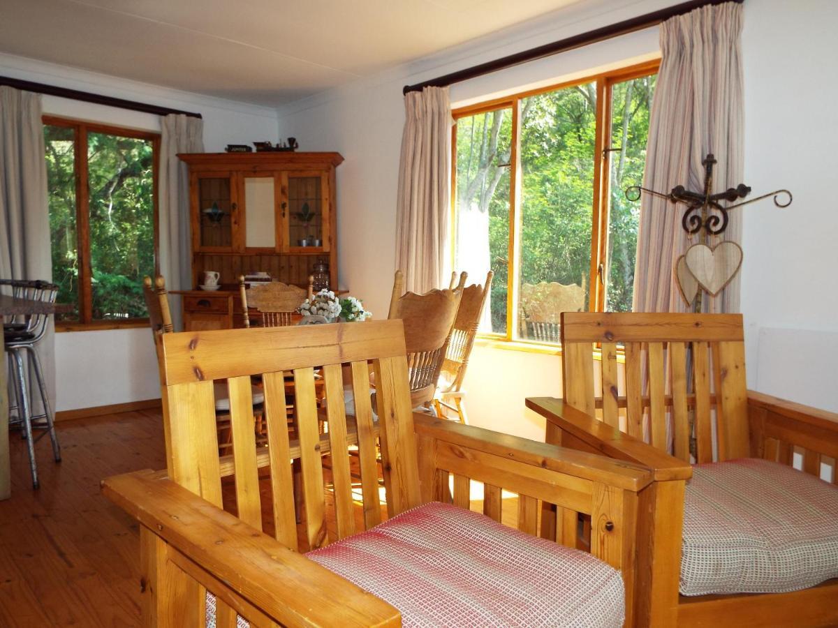 Zongororo Mountain Lodge Waterval-Onder Bagian luar foto