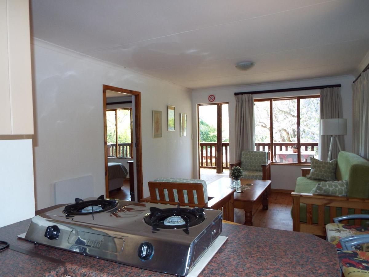 Zongororo Mountain Lodge Waterval-Onder Bagian luar foto