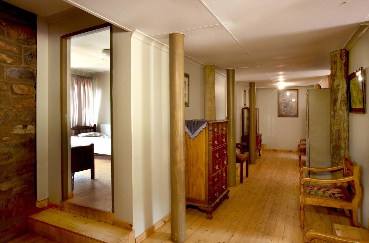 Zongororo Mountain Lodge Waterval-Onder Bagian luar foto